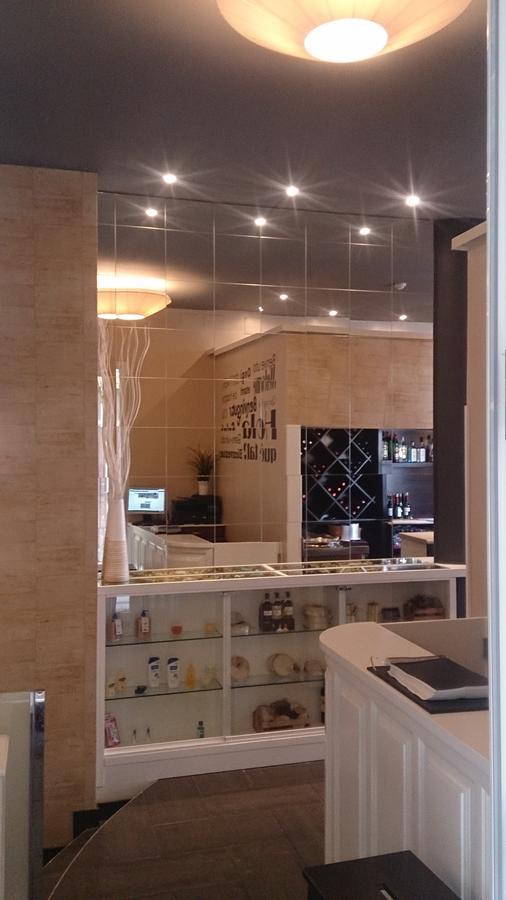 Hotel A Muradana ムロス エクステリア 写真