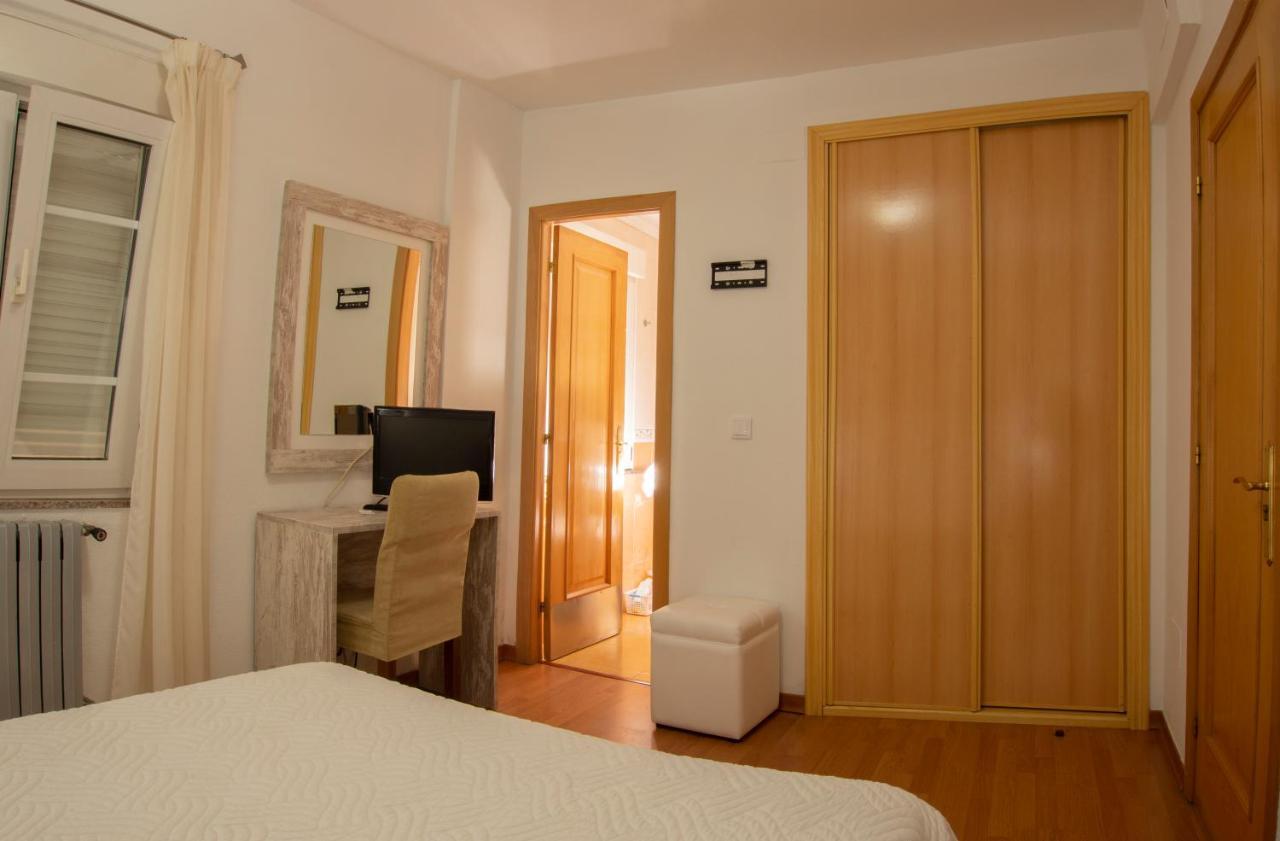 Hotel A Muradana ムロス エクステリア 写真